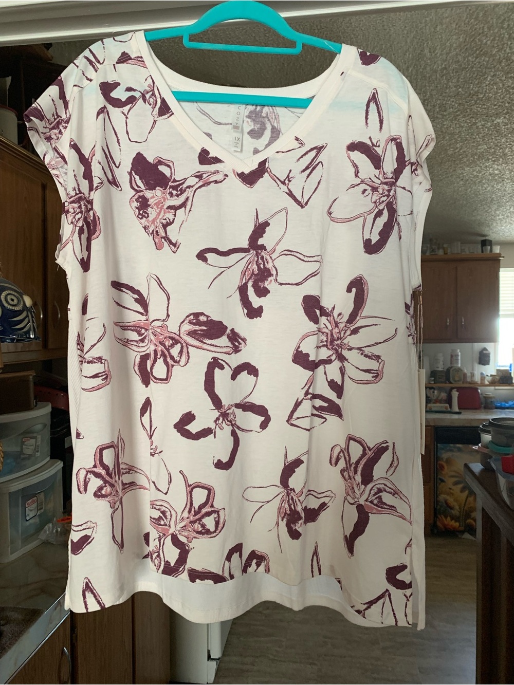 LuLaRoe White Tunic with Plum Floral Print